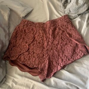 Patterned dress shorts